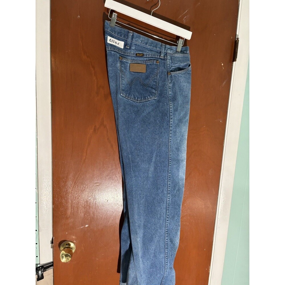 Wrangler jeans Mens 42x30 Jeans Cowboy Cut Regular Fit Boot